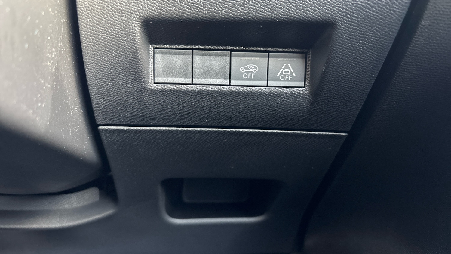 Used Peugeot 208 2023 for sale - 76611502: Photo 30