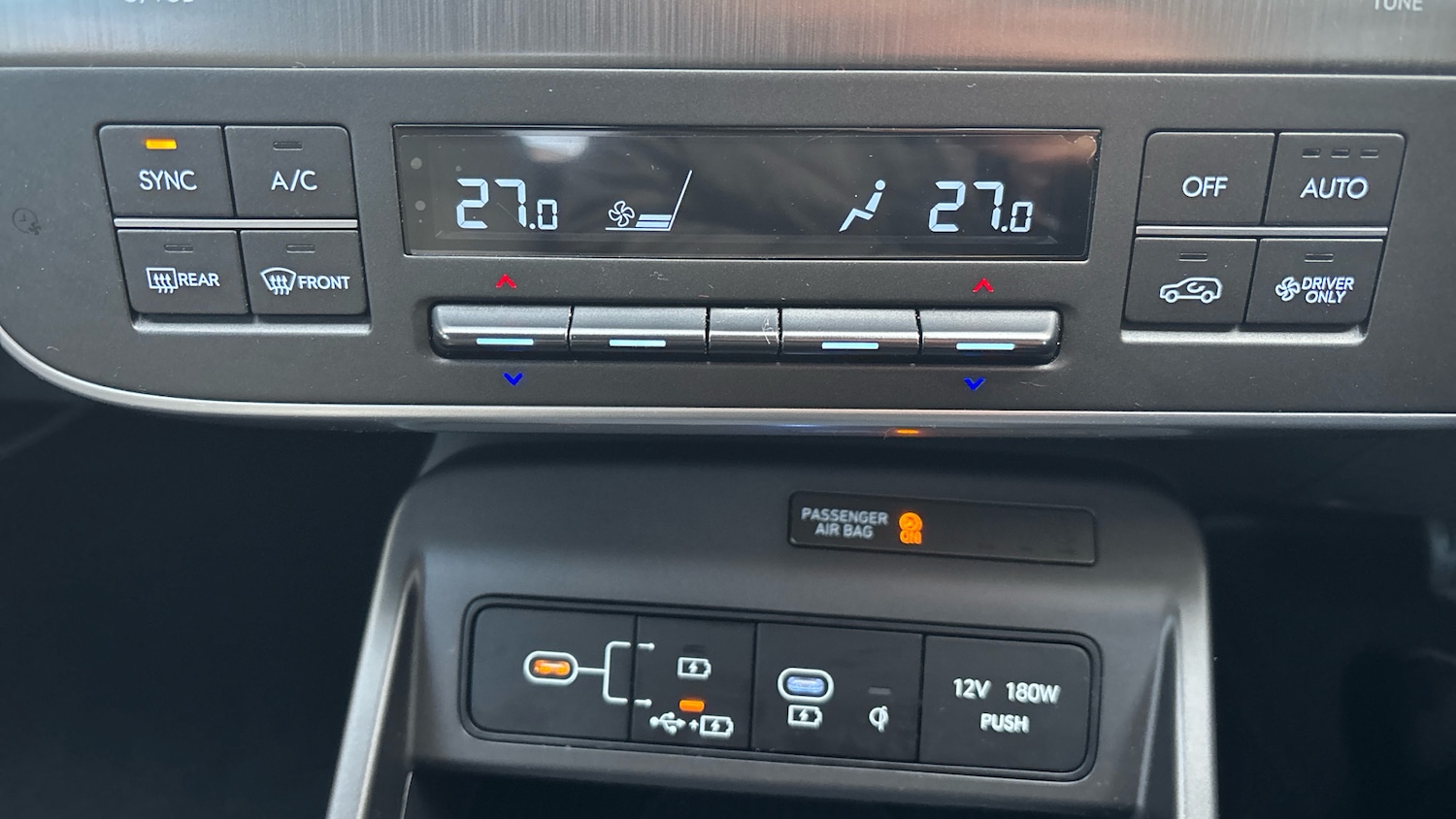 Used Hyundai KONA 2024 for sale - 77329090: Photo 24