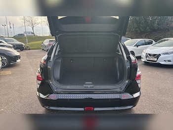 Used Hyundai KONA 2024 for sale - 77329090: Photo