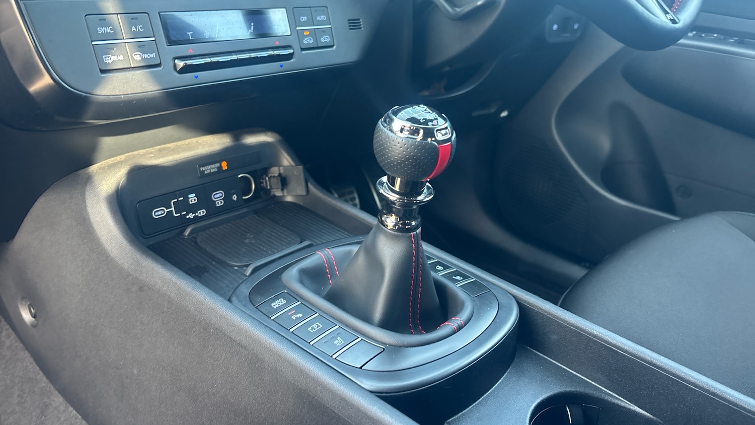 Used Hyundai KONA 2025 for sale - 77570524: Photo 13