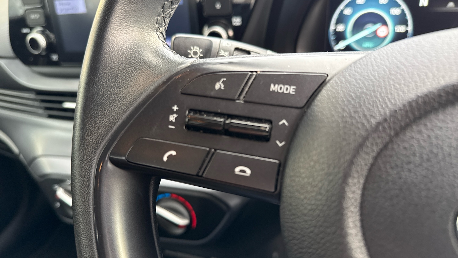 Used Hyundai i20 2022 for sale - 76340983: Photo 36