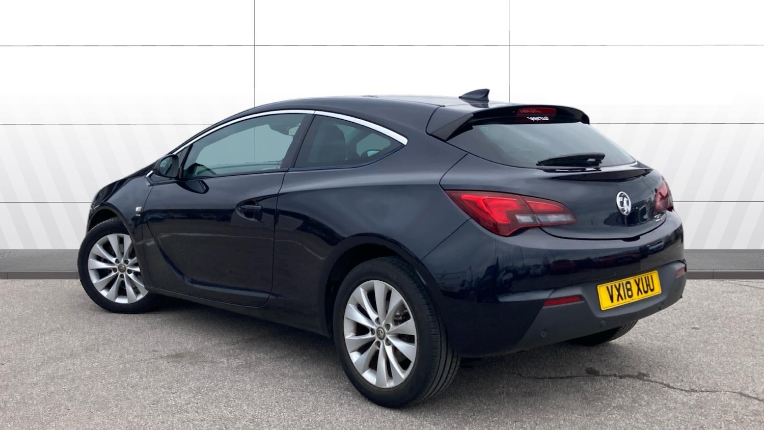 Used Vauxhall Astra GTC 2018 for sale - 77720948: Photo 2