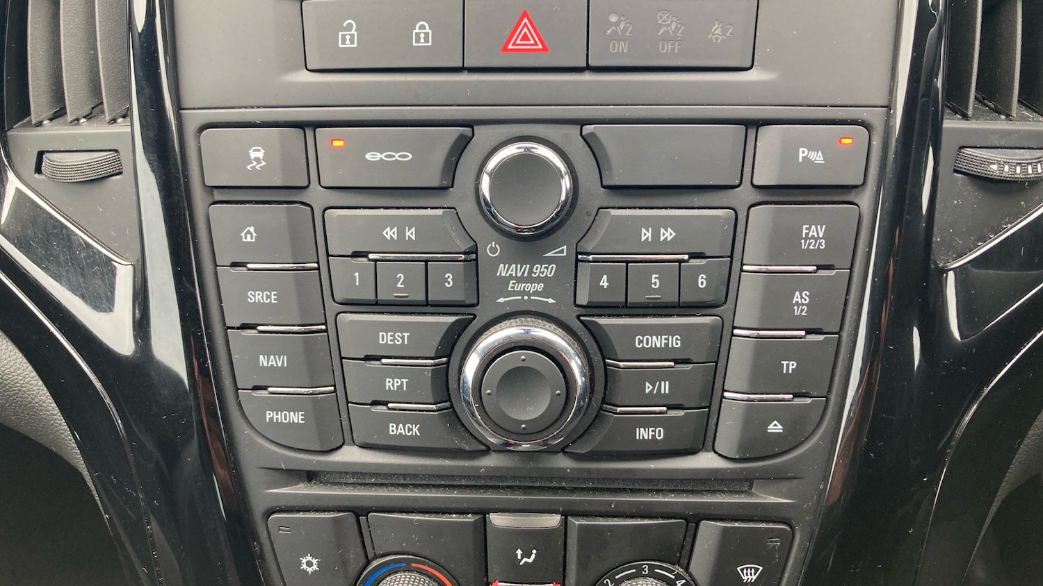 Used Vauxhall Astra GTC 2018 for sale - 77720948: Photo 30