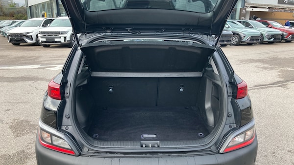 Used Hyundai KONA 2022 for sale - 76265915: Photo 4