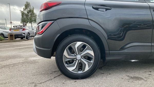 Used Hyundai KONA 2022 for sale - 76265915: Photo 7
