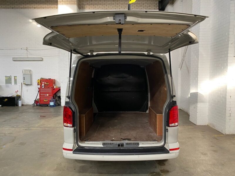 Used Volkswagen Transporter 2019 for sale - 77213135: Photo 6