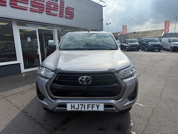Used Toyota Hilux 2021 for sale - 78402003: Photo