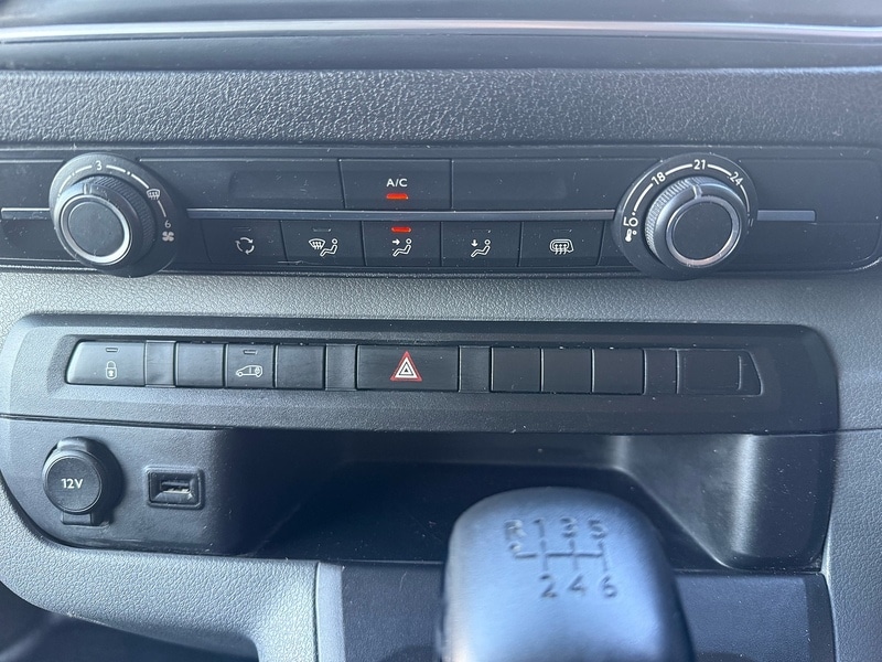 Used Vauxhall Vivaro 2023 for sale - 77873299: Photo 12