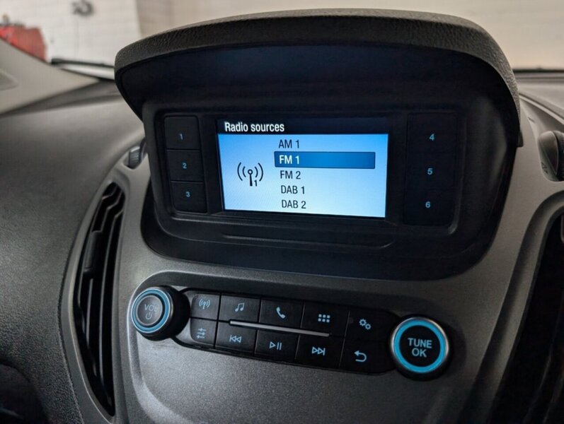 Used Ford Transit Courier 2023 for sale - 78177505: Photo 5