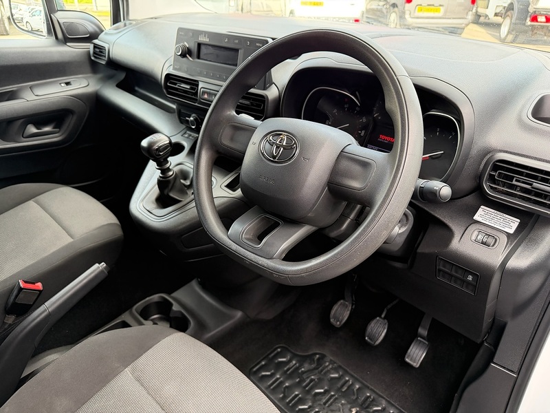 Used Toyota ProAce 2022 for sale - 76907851: Photo 5