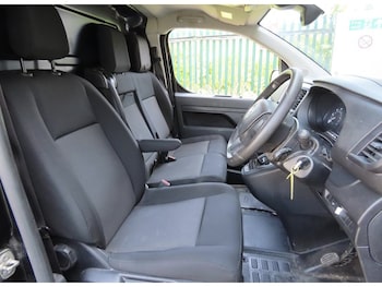 Used Vauxhall Vivaro 2023 for sale - 79179178: Photo