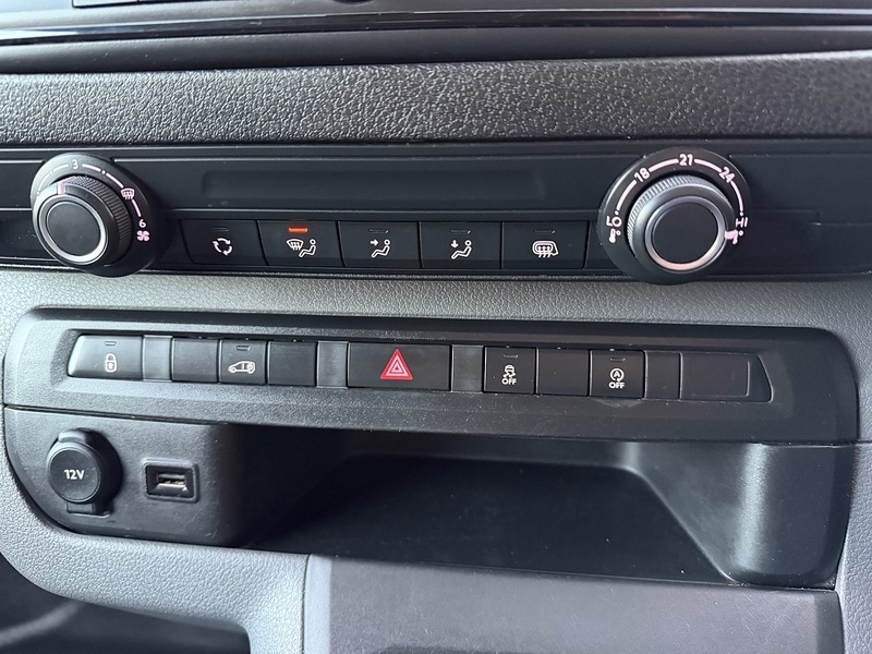 Used Vauxhall Vivaro 2019 for sale - 76907839: Photo 11