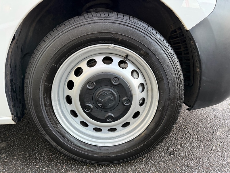 Used Vauxhall Vivaro 2019 for sale - 76907839: Photo 6