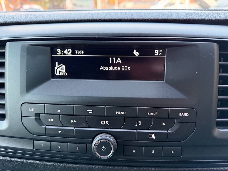 Used Vauxhall Vivaro 2019 for sale - 76907839: Photo 8