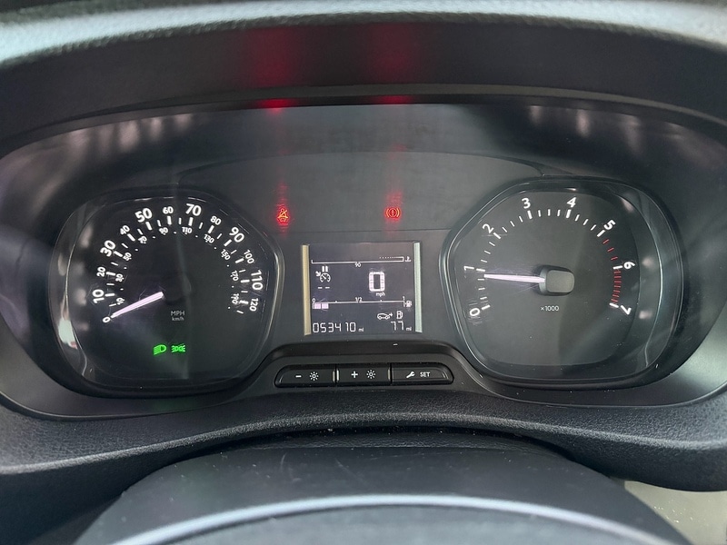 Used Vauxhall Vivaro 2019 for sale - 76907839: Photo 9