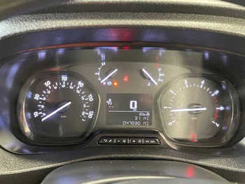 Used Vauxhall Vivaro 2023 for sale - 79251337: Photo