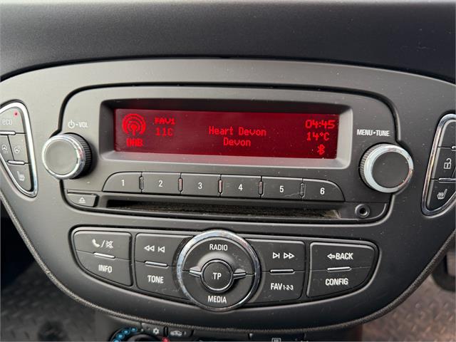 Used Vauxhall Corsa 2018 for sale - 76620676: Photo 9