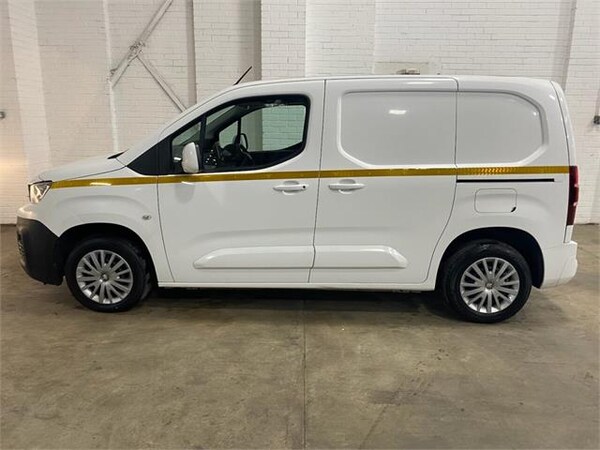 Used Peugeot Partner 2020 for sale - 76134651: Photo 3