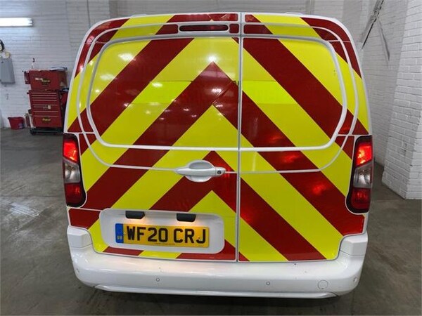 Used Peugeot Partner 2020 for sale - 76134651: Photo 8