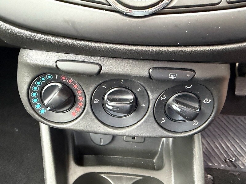 Used Vauxhall Corsa 2018 for sale - 76907856: Photo 10