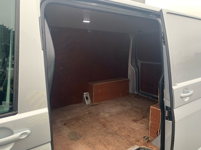 Used Volkswagen Transporter 2020 for sale - 77584114: Photo 11