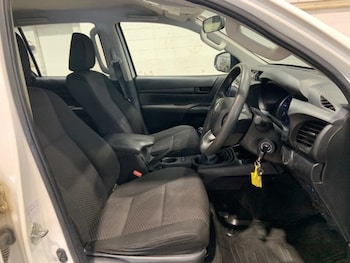 Used Toyota Hilux 2020 for sale - 78710391: Photo