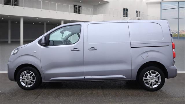 Used Vauxhall Vivaro 2021 for sale - 76620663: Photo 3