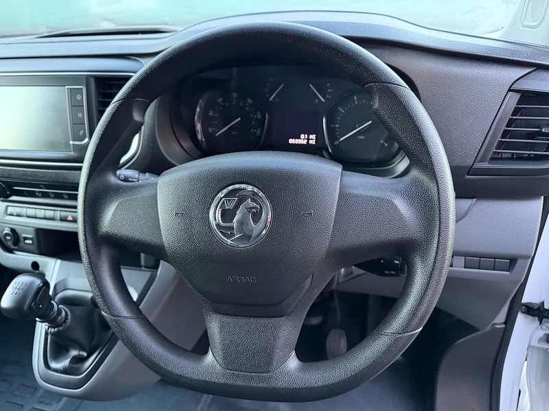 Used Vauxhall Vivaro 2022 for sale - 76907832: Photo 10