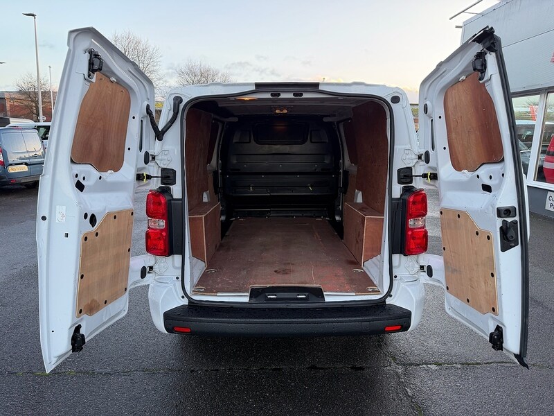 Used Vauxhall Vivaro 2022 for sale - 76907832: Photo 18