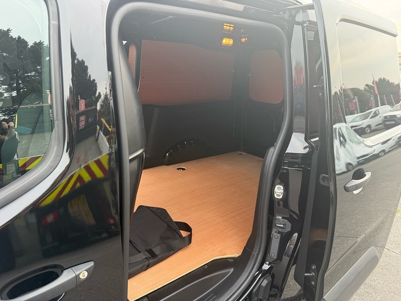 Used Citroen Berlingo 2024 for sale - 77990183: Photo 19