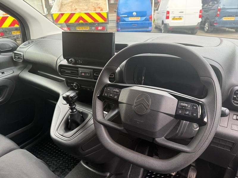 Used Citroen Berlingo 2024 for sale - 77990183: Photo 5