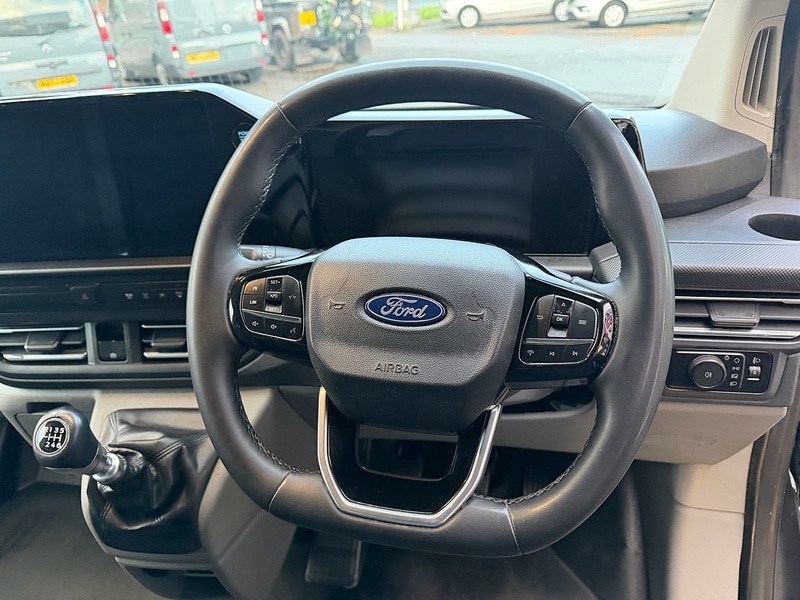 Used Ford Transit Custom 2024 for sale - 76907828: Photo 8
