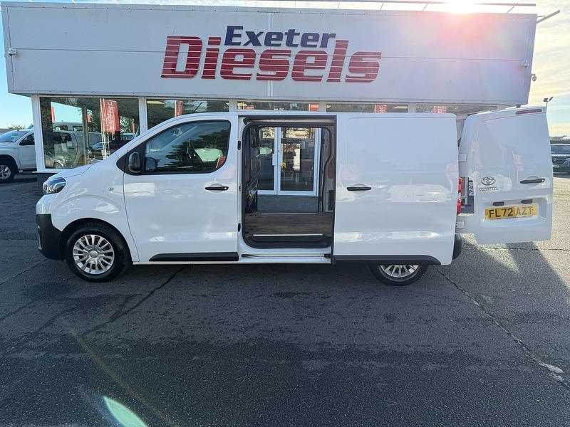 Used Toyota ProAce 2022 for sale - 76907853: Photo 18