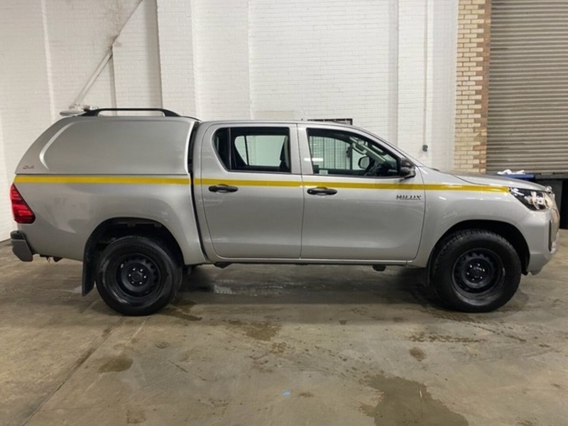 Used Toyota Hilux 2021 for sale - 77034301: Photo 2