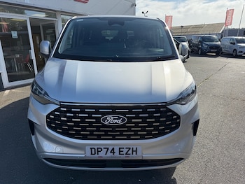 Used Ford Tourneo Custom 2024 for sale - 78710849: Photo