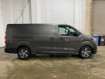 Used Toyota ProAce 2023 for sale - 77222987: Photo