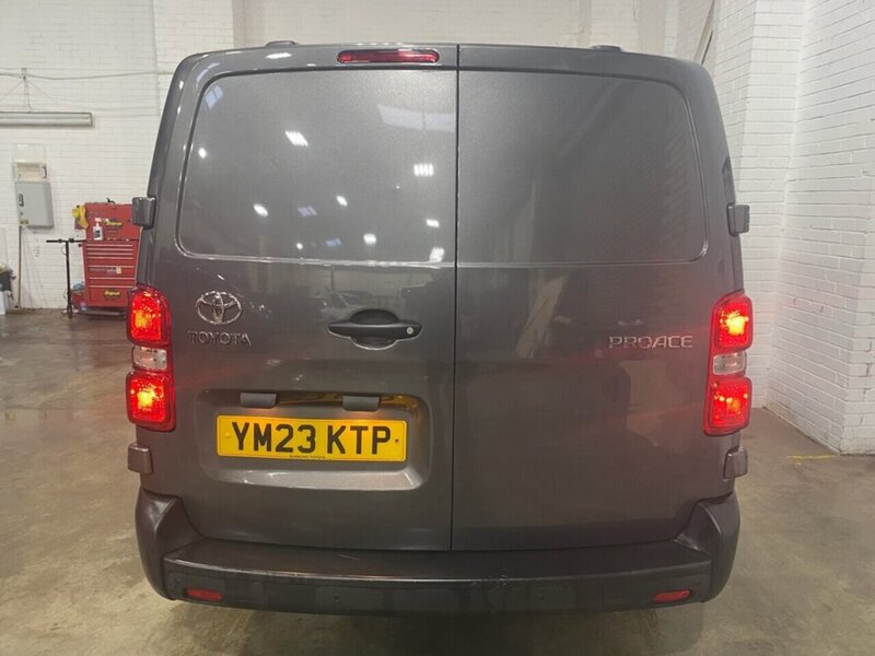Used Toyota ProAce 2023 for sale - 77222987: Photo 8