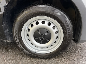 Used Mercedes-Benz Vito 2021 for sale - 76907835: Photo