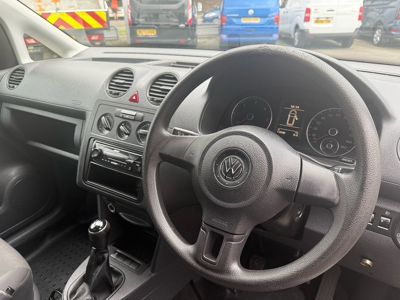 Used Volkswagen Caddy 2015 for sale - 77850897: Photo 5