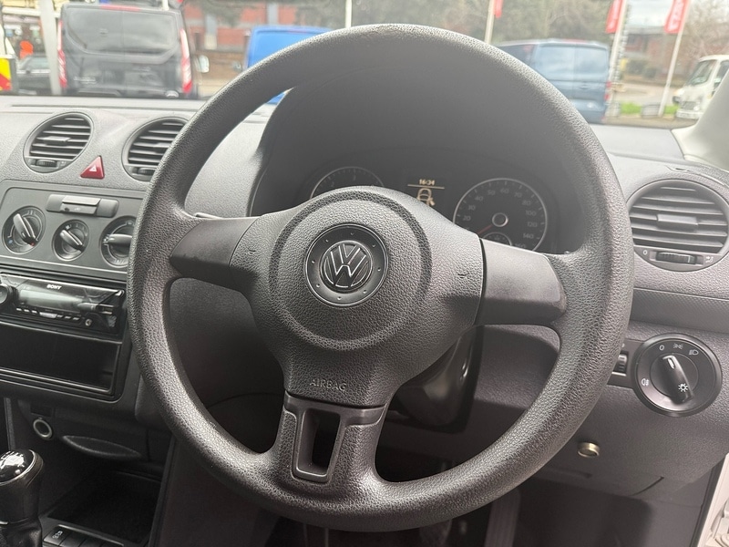 Used Volkswagen Caddy 2015 for sale - 77850897: Photo 6