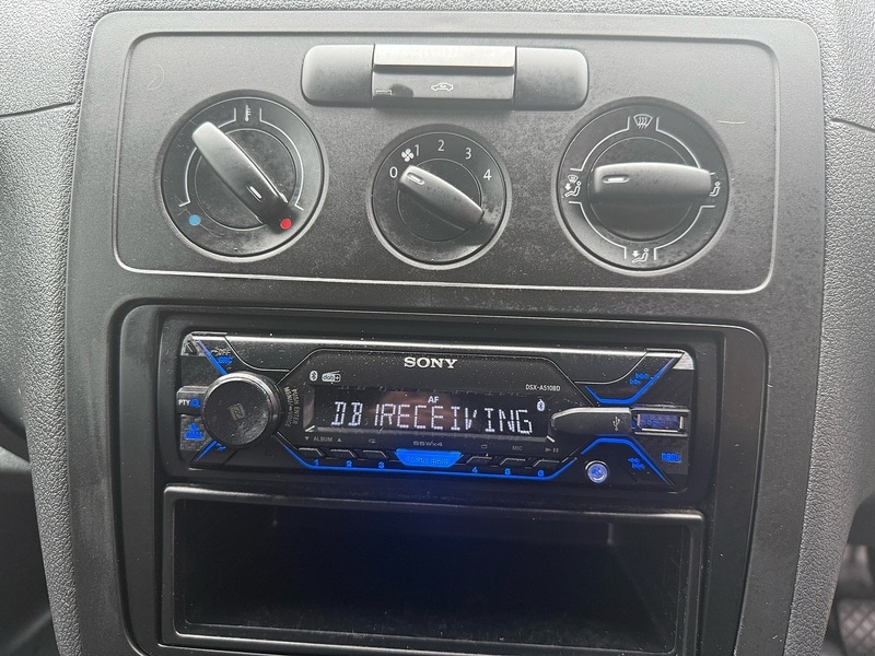 Used Volkswagen Caddy 2015 for sale - 77850897: Photo 9