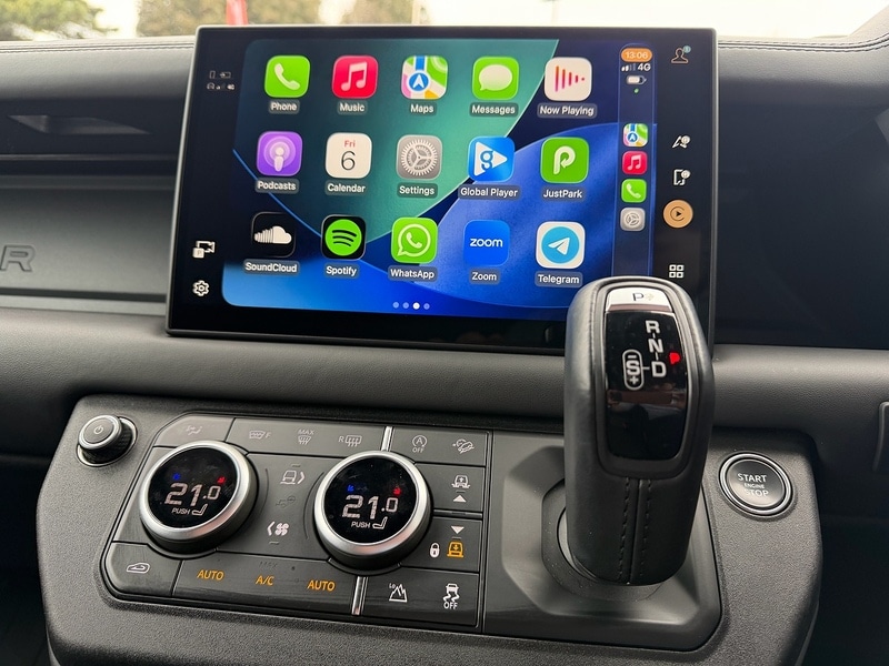 Used Land Rover Defender 110 for sale - 77781100: Photo 11