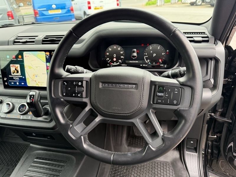 Used Land Rover Defender 110 for sale - 77781100: Photo 6