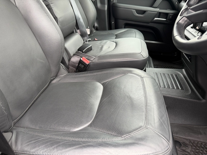 Used Land Rover Defender 110 for sale - 77781100: Photo 7