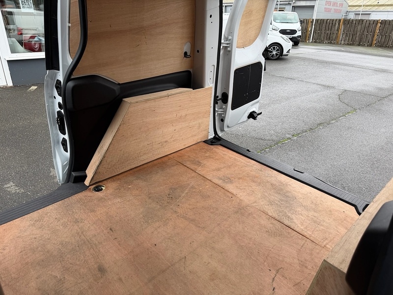 Used Renault Kangoo 2024 for sale - 76907841: Photo 18