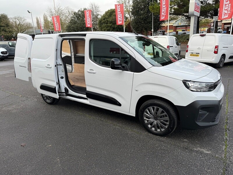 Used Citroen Berlingo 2024 for sale - 76907859: Photo 4