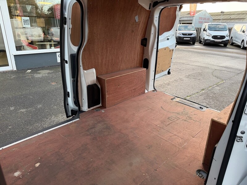 Used Vauxhall Vivaro 2019 for sale - 77846417: Photo 18