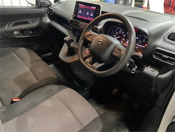 Used Citroen Berlingo 2022 for sale - 76699769: Photo