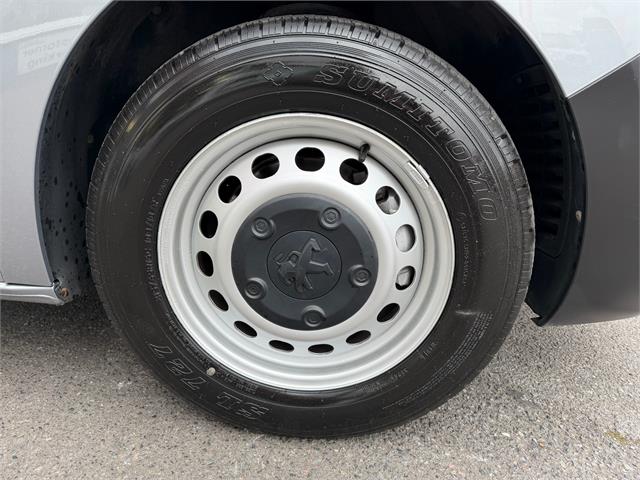 Used Peugeot Expert 2023 for sale - 76620648: Photo 4