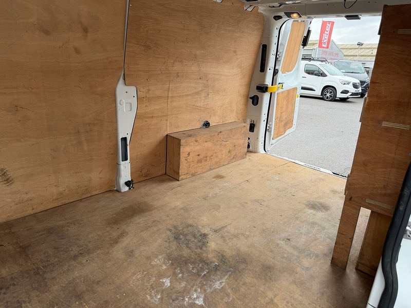 Used Ford Transit Custom 2022 for sale - 76907848: Photo 17